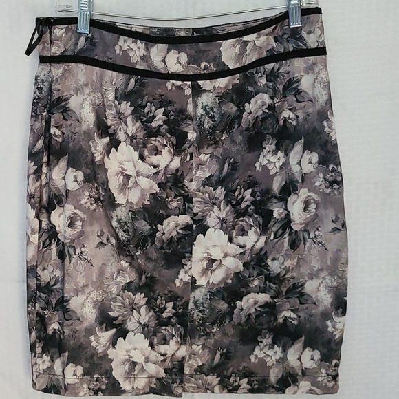 Romy skirt Floral - Picture 2 of 4